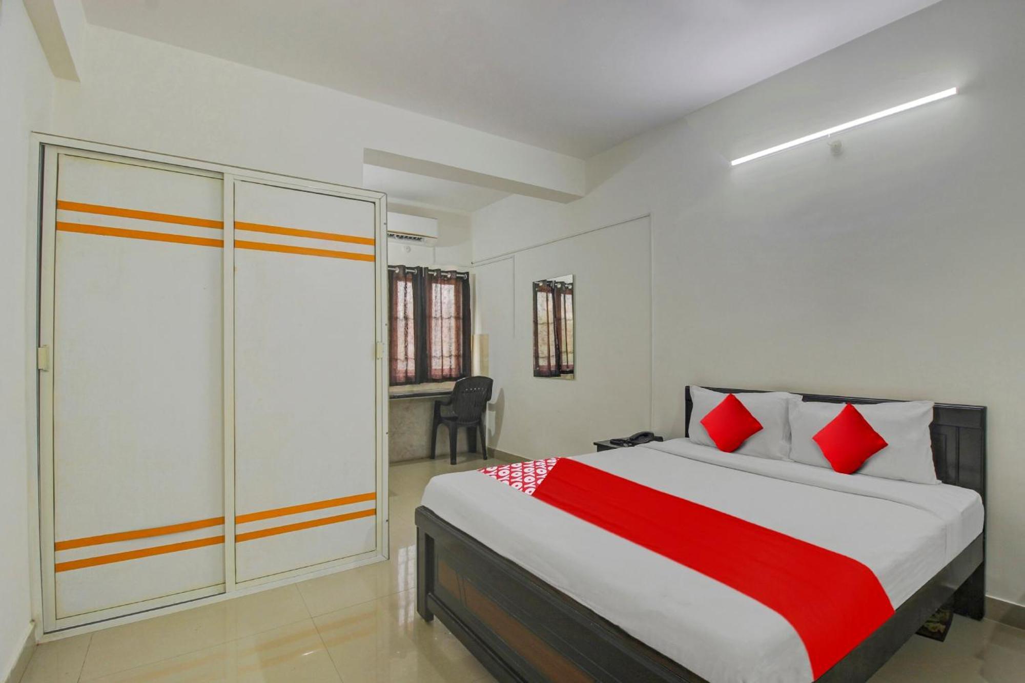 Hotel O Stay U Like Hotel'S Hyderabad Esterno foto