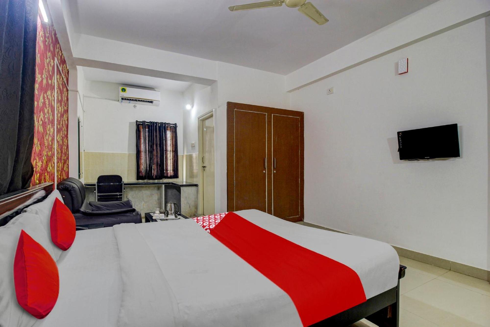 Hotel O Stay U Like Hotel'S Hyderabad Esterno foto